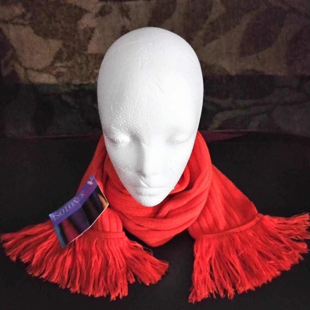 "Isotoner" - Knits Scarf